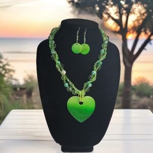 **Beachside Radiance: Green-Toned Mother of Pearl Triple Strand Necklace Set